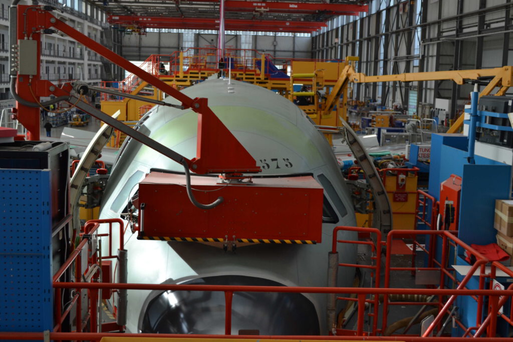 Airbus_Endmontage_CLendt._compressed