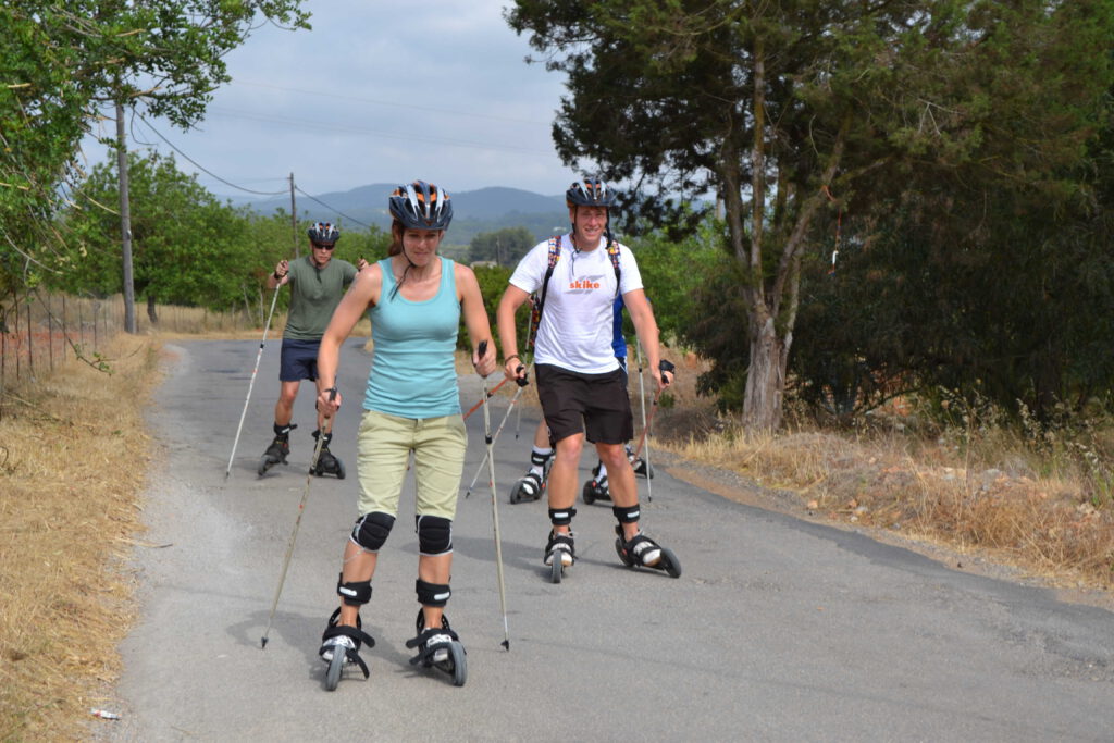 Ibiza_CalaPada_Skiken_Tour_mitAutorin_compressed